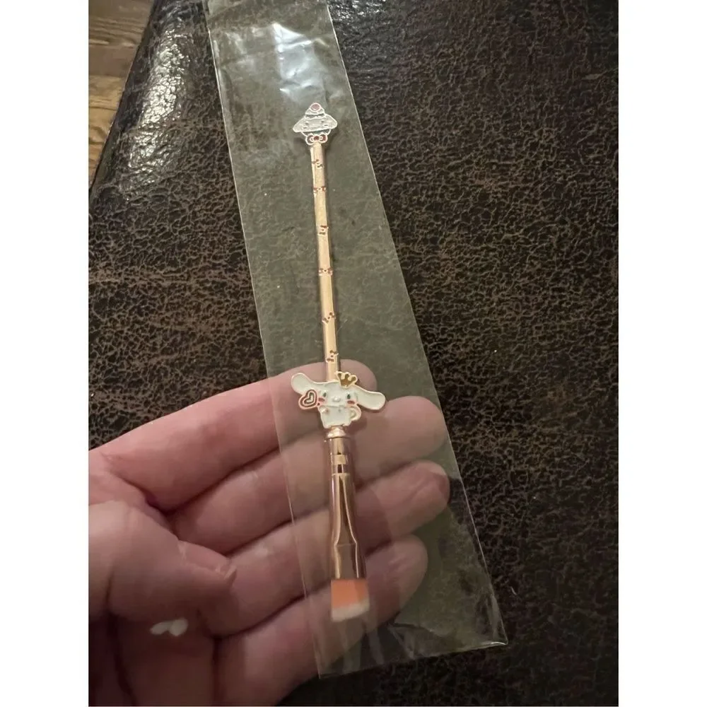 Sanrio Hello Kitty & Friends 5 Pc Makeup Brush Set